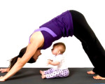 Йога практика за мама и бебе или Детска йога | Makaroon.bg