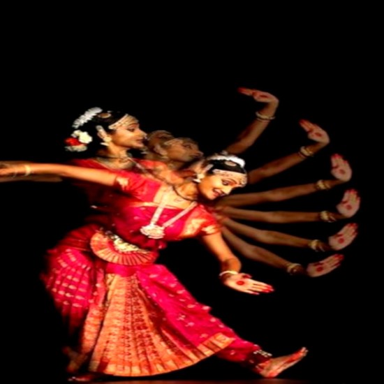 Урок по индийски танци | Makaroon.bg