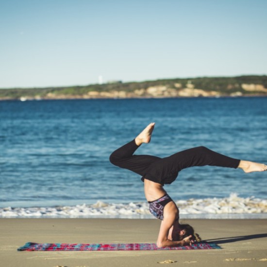 Йога сутрин и вечер | Makaroon.bg