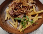 Подарете романтика и добре приготвена храна с "Вечеря за двама в Zaara Estate" от Makaroon