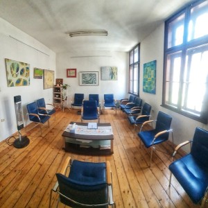 Погрижете се за любимата жена с „Три сесии арт терапия за майки“ Погрижете се за любимата жена с „Три сесии арт терапия за майки“