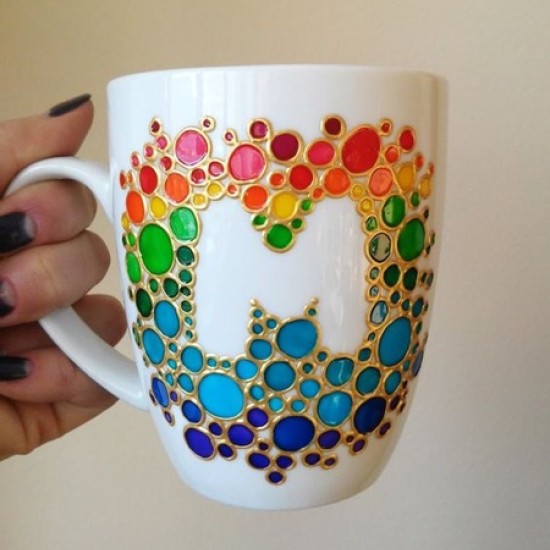 Потопете се в атмосфера на вдъхновение и творчество с Рисуване на порцелан за двама от Makaroon