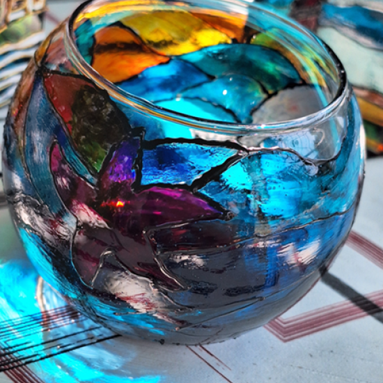 Създайте нещо красиво заедно с творческо ателие за Стъклопис за двама от Makaroon