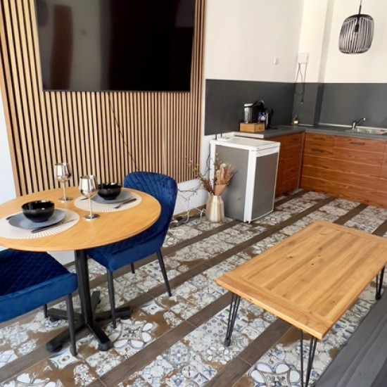 Нощувка за двама в Синьото студио в Пирин Голф Хотел & СПА от Макароон