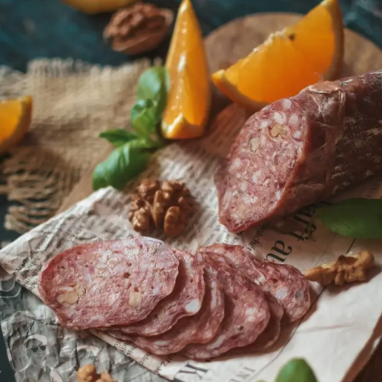 Подарете приключение с "Пътешествие с електрически ван за до 6 души + дегустация" от Makaroon