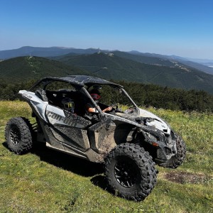 УТВ приключение край София - офроуд сред природата