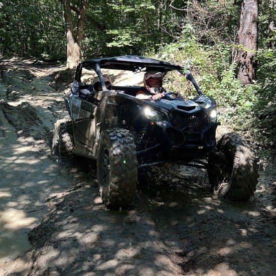Адреналин сред природата с УТВ приключение край София от Makaroon