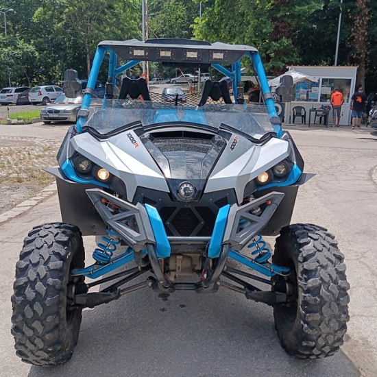 Опознайте природата на морската столица с "Тур с UTV CF Moto 1000cc за един" край Варна от Makaroon