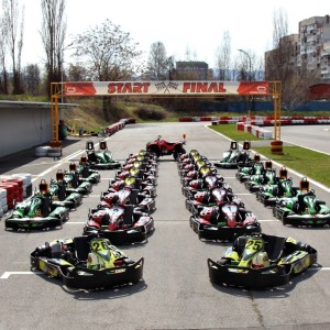 Karting for one person - challenge and dynamics on the track Karting for one person - challenge and dynamics on the track