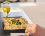 Тънки френски палачинки и прясно кафе с "Брънч за двама в Le Soleil Crepes and Coffee" от Makaroon