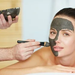 Подмладете кожата си с терапия Power Retinol в Бургас