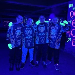 Готови за пейнтбол с игра за 4 души в единствената UV арена в България в гр. Перник