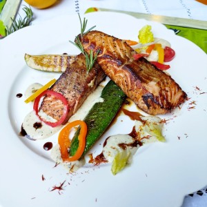 Dinner for two at "Pinch of Love" in Pleven Dinner for two at "Pinch of Love" in Pleven