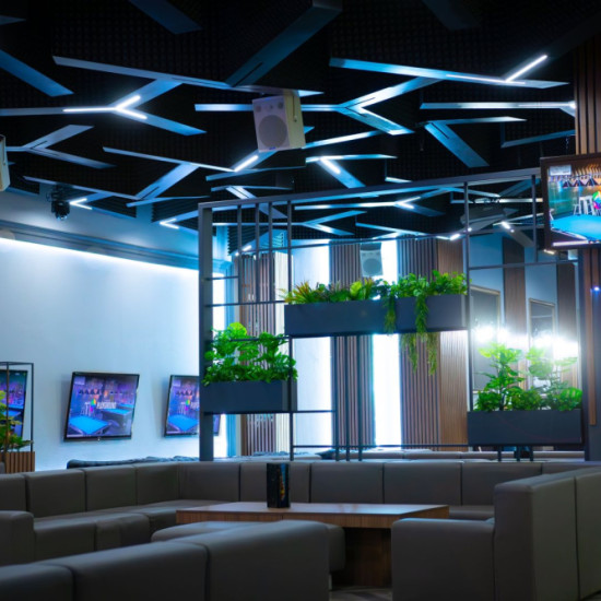 Телепортирайте се в един различен свят с 20 минути „VR Arena за един човек”  от Makaroon