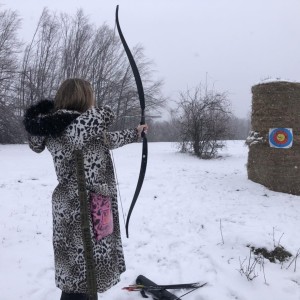 Урок по конна езда край Своге и стрелба с лък