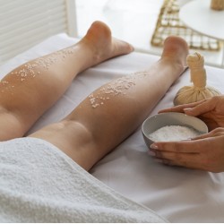 Ритуал Божествена лекота - премиум СПА терапия за крака във Варна