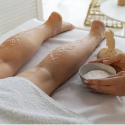 Ритуал Божествена лекота - премиум СПА терапия за крака във Варна