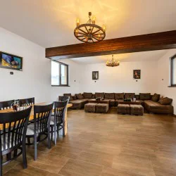 Подарете едно незабравимо изживяване с цялата компания в "Селена Спа Хаус"