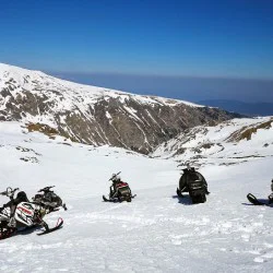 Зимна разходка с моторна шейна край Паничище  Зимна разходка с моторна шейна край Паничище
