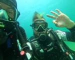 Впуснете в едно подводно приключение с Гмуркане от лодка в потънал кораб на остров Св. Иван, Созопол от Makaroon