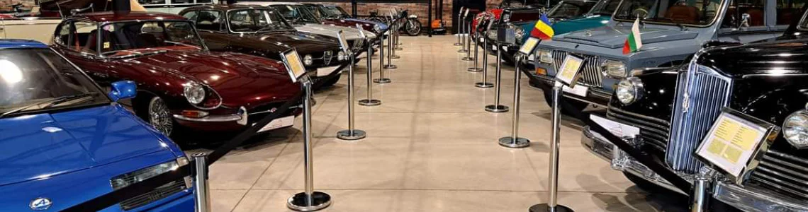 Пътуване във времето: Ваучер за двама за Музея на ретро автомобилите!