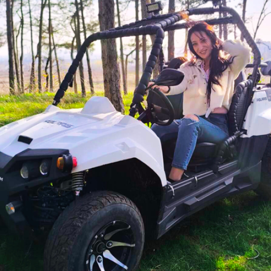 Впуснете се в едно вълнуващо преживяване със Свободна разходка с УТВ под наем в Бургас от Makaroon