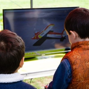 Урок по авиомоделизъм на симулатор за деца - приключение за малки пилоти Урок по авиомоделизъм на симулатор за деца - приключение за малки пилоти