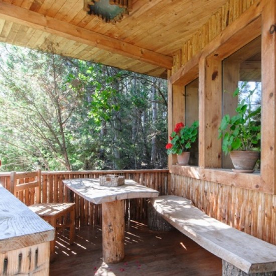 Организирайте перфектната почивка в един малък приказен Рай с 2 нощувки в Еко селище Омая от Makaroon