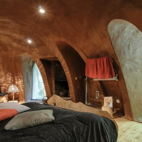 Организирайте перфектната почивка в един малък приказен Рай с 2 нощувки в Еко селище Омая от Makaroon