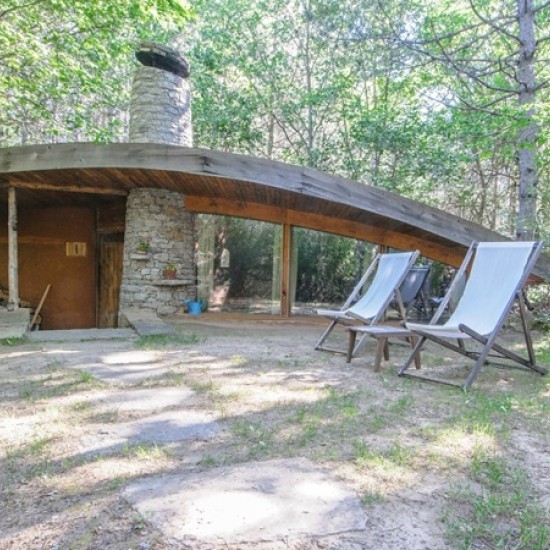 Организирайте перфектната почивка в един малък приказен Рай с 2 нощувки в Еко селище Омая от Makaroon