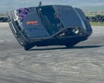 Впуснете се в едно лудо преживяване с Каскади на две гуми и дрифт шоу от Makaroon Впуснете се в едно лудо преживяване с Каскади на две гуми и дрифт шоу от Makaroon