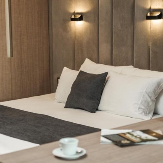 Подарете си петзвездна почивка с Нощувка делник в Термален комплекс Медите Спа Резорт и Вили от Makaroon