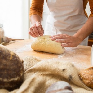 В ритъма на тийн света с Месетерапия за момичета с творчество, споделяне и аромат на топъл хляб