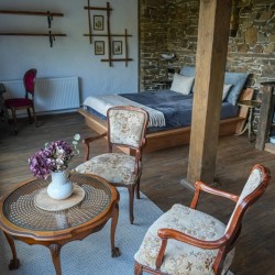 Coziness and romance with 2 nights for two in the Hambarat studio, guest house Our Place, Zornitsa village Coziness and romance with 2 nights for two in the Hambarat studio, guest house Our Place, Zornitsa village