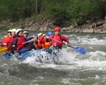 Впуснете се в едно истинско приключение по вода с Рафтинг по р. Искър от Makaroon Впуснете се в едно истинско приключение по вода с Рафтинг по р. Искър от Makaroon