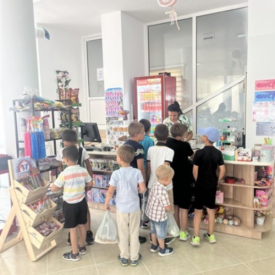 Отдайте се на пълноценен релакс със закуска и спа с нощувка за двама + 1 дете в СПА хотел Романтика от Makaroon