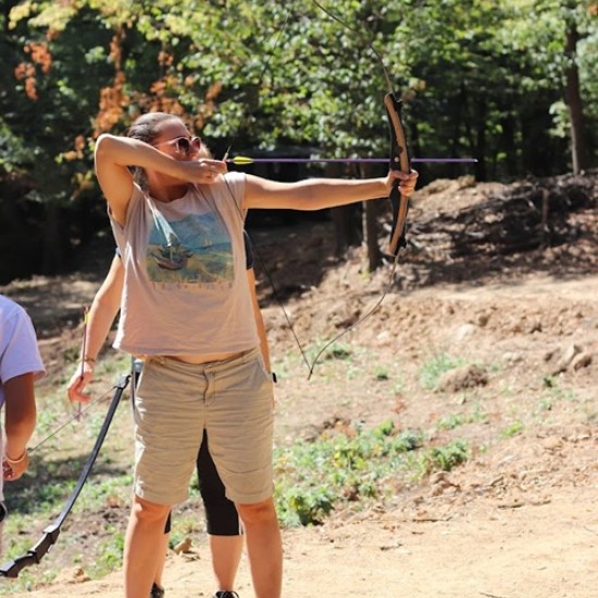 Прекарайте един незабравим ден сред природата със сафари с диви животни, разходка и барбекю край Ихтиман от Makaroon