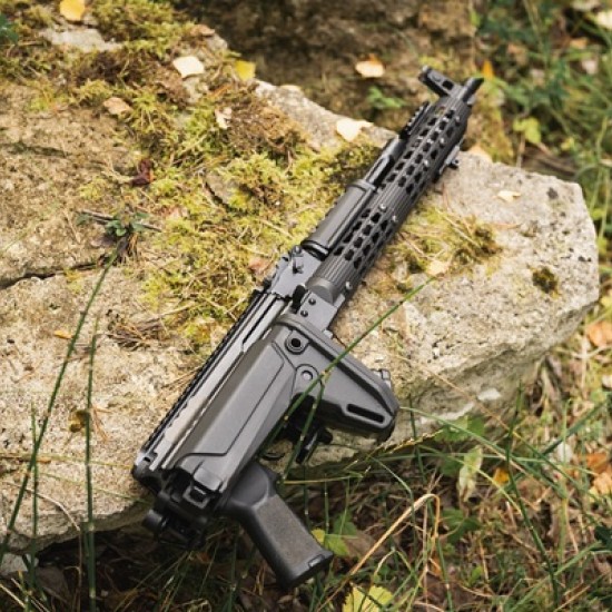 Направете нещо вълнуващо със Стрелба с AR15 Savage Recon 2.0 в Хасково от Makaroon