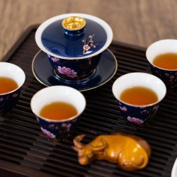 Tasting of 3 types of Chinese tea for two at TeaToria - a meeting of traditions and art Tasting of 3 types of Chinese tea for two at TeaToria - a meeting of traditions and art