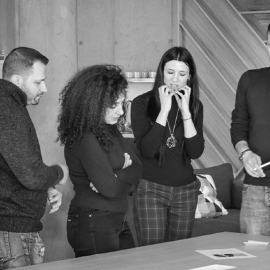 Опознайте себе си на по-дълбоко ниво с Личен физиогномичен анализ от Makaroon Опознайте себе си на по-дълбоко ниво с Личен физиогномичен анализ от Makaroon